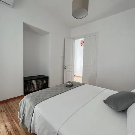 Katie's Lemon Tree House *