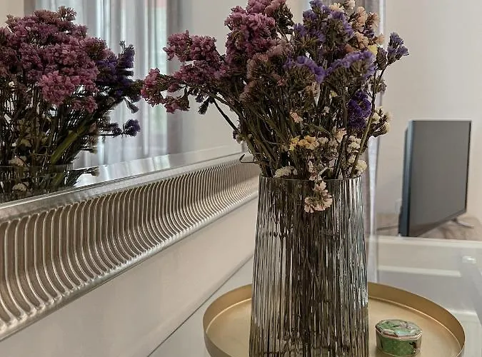 Katie's Lemon Tree House * Volos