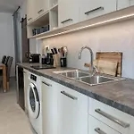 Katie's Lemon Tree House Villa *
