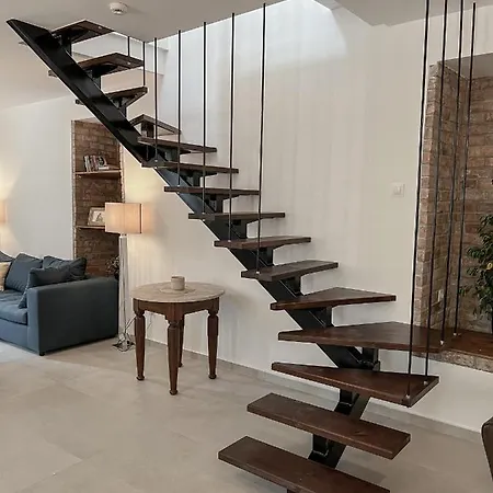 Katie's Lemon Tree House Villa *