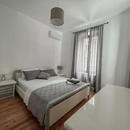 Katie's Lemon Tree House Villa