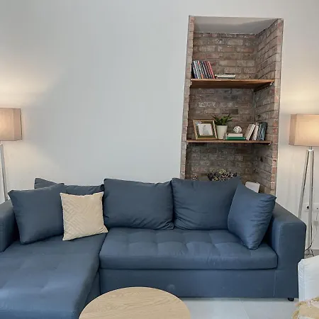 Katie's Lemon Tree House * Volos