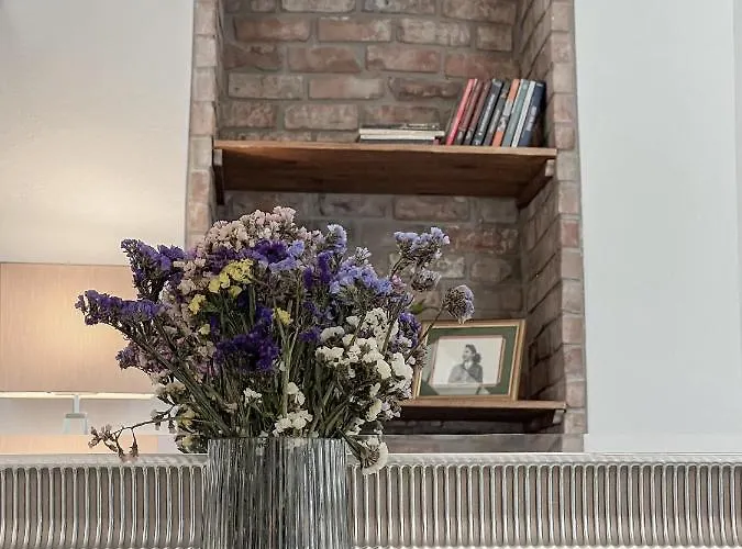 Katie's Lemon Tree House * Βόλος