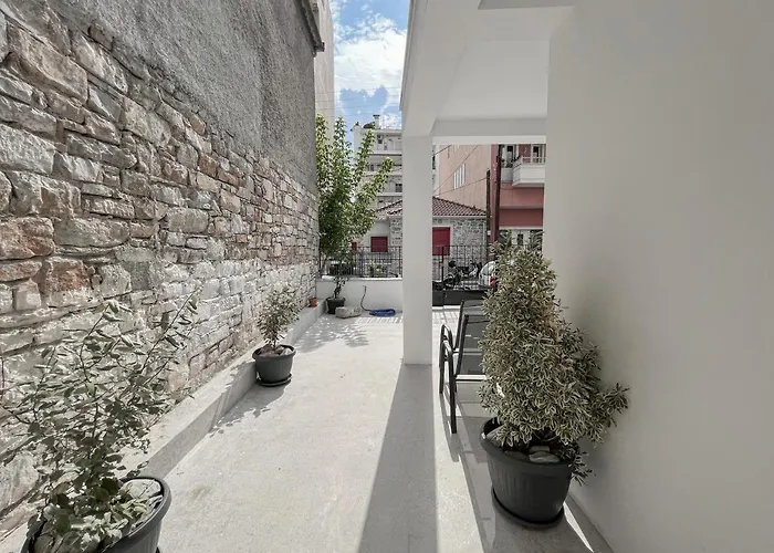 Katie's Lemon Tree House * Βόλος